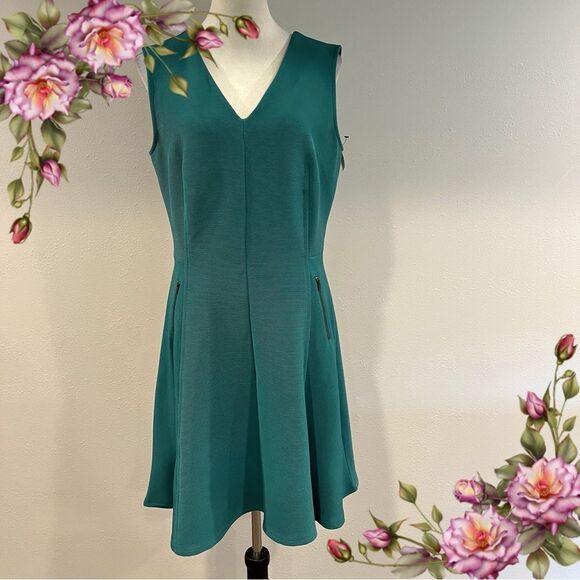 Halogen green Teal v-neck Sleeveless skater style Dress size large - Picture 1 of 14
